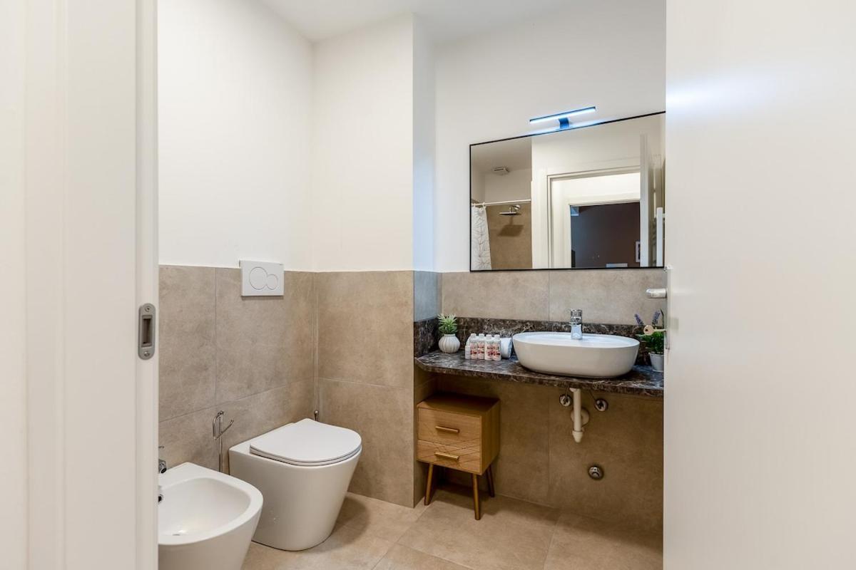 Ferienwohnung Authentic Private Flat 2 Min From Navigli Mailand Exterior foto